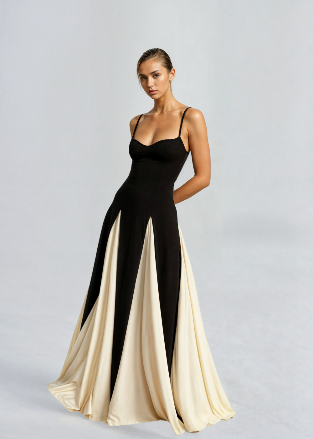 Selene - Women’s elegant maxi dress with flowing design