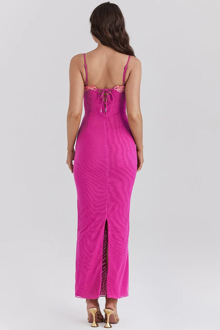 Form-fitting midi dress in Acacia with elegant lace accents, perfect for a chic yet timeless look.
