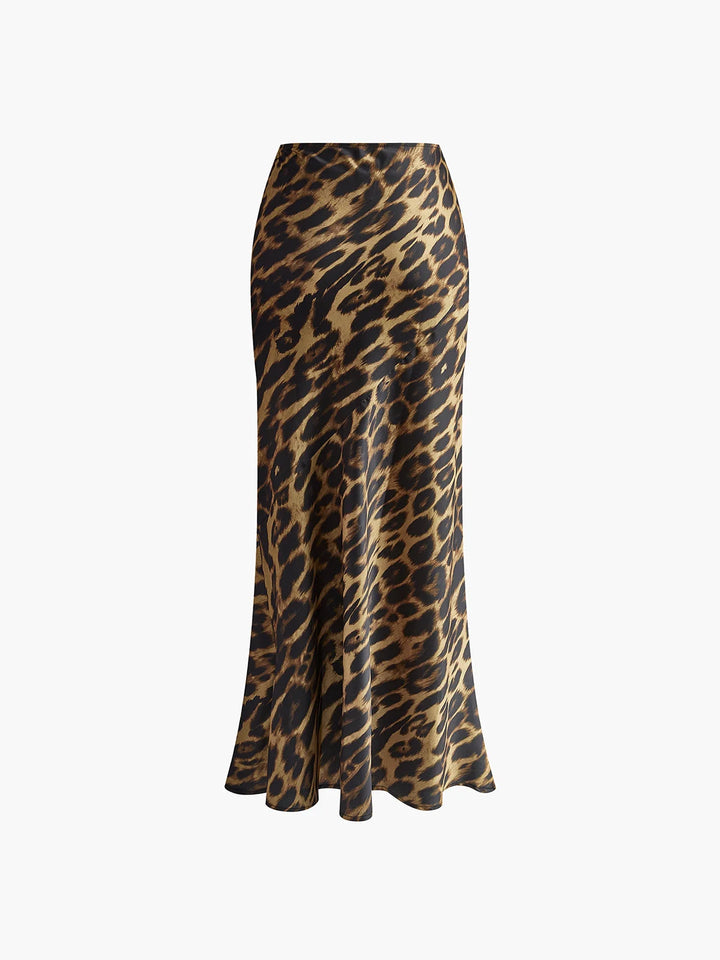 Floor-length leopard skirt for women, featuring a bold animal print design. Made with lightweight and comfortable fabric.