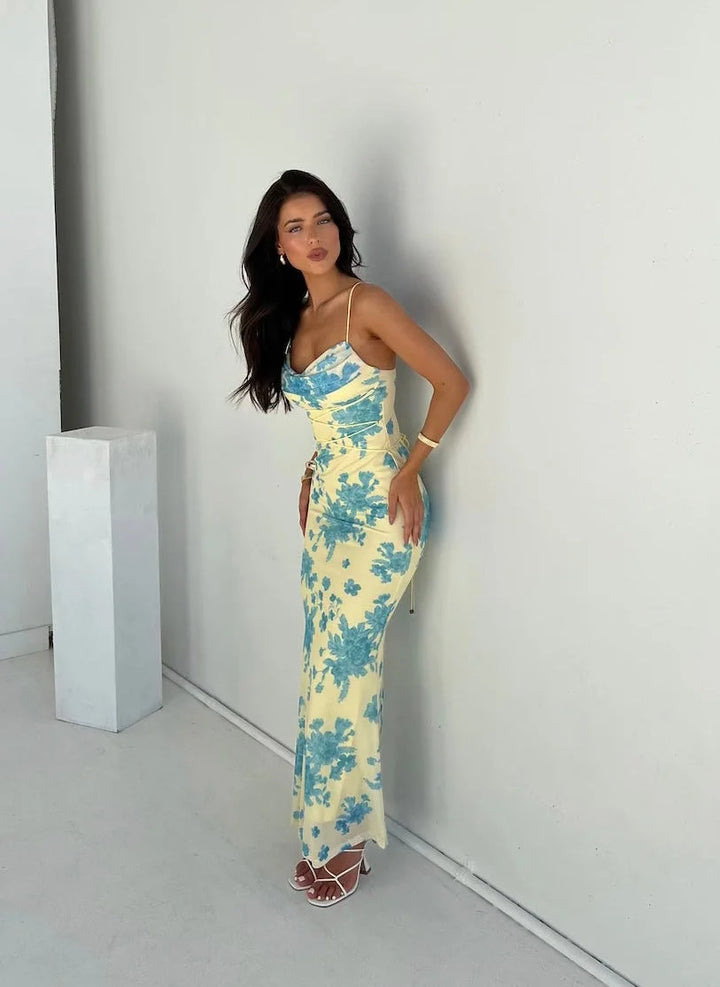 Sleeveless yellow slim-fit maxi dress with a tailored look, crafted in lightweight cotton blend fabric with a flattering…