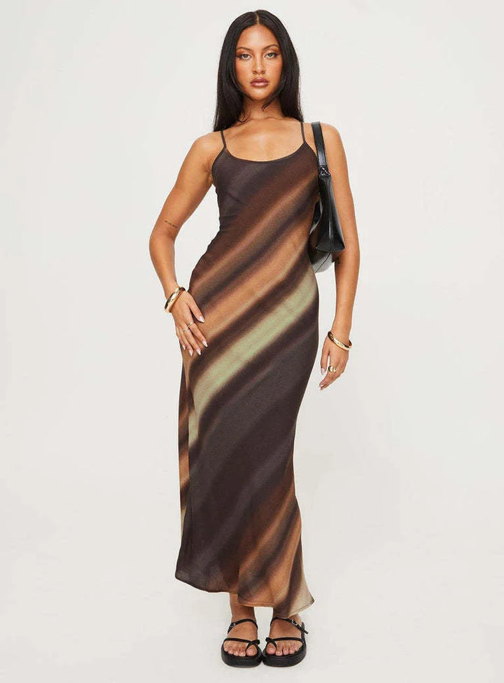 Women's maxi dress in ombré tones, featuring a stylish design with a flowing silhouette and soft, breathable fabric perfect…