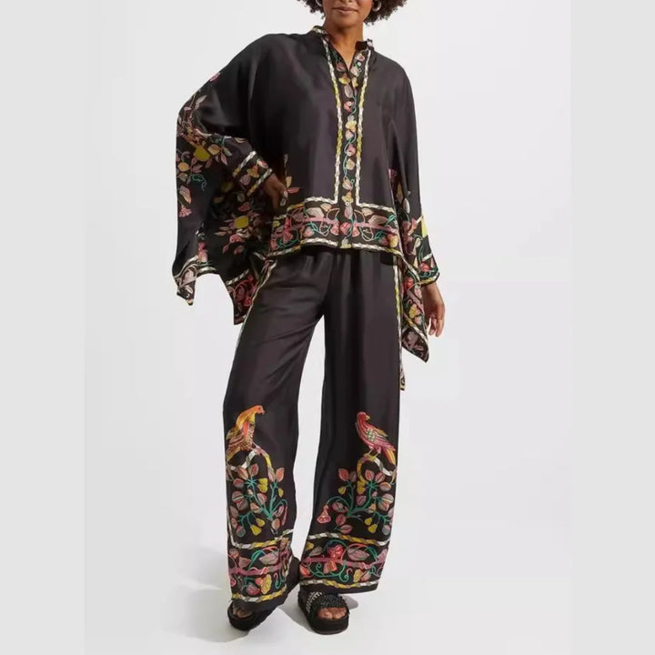 "Black2 set featuring a bohemian design in Jasper material, perfect for versatile styling on spring days."
