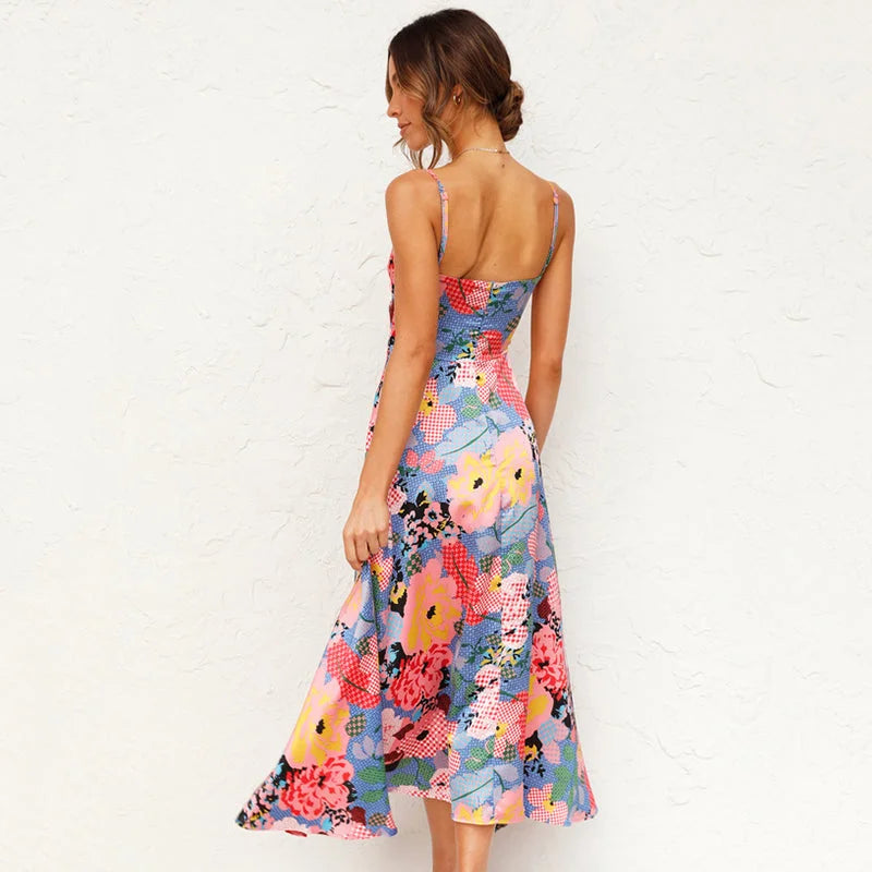 Flowy maxi dress with a beautiful floral print on soft and breathable fabric for a chic summer look.