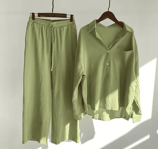 "Women's linen set in Green, featuring a stylish and versatile design for everyday wear with a soft and breathable linen…