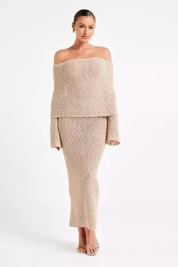 "Off-shoulder dress with elegant sleeves in soft crepe material, perfect for a sophisticated and chic look."