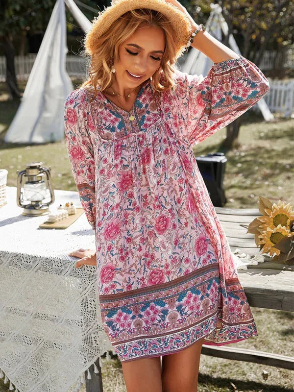 Boho-inspired mini dress with delicate prints, perfect for a casual day out. Featuring a flowing silhouette and intricate…