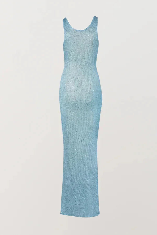 Sleeveless evening dress in dazzling fabric with a sleek design for a glamorous look.